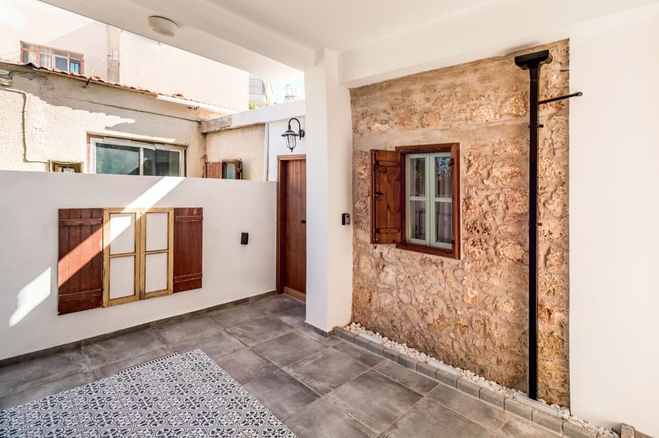 Diamante Guest House-Stone Room Apartment in Famagusta