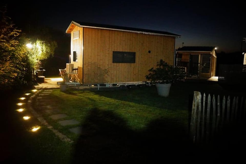 SPA & Tiny house à la campagne Chalet in Pays de la Loire