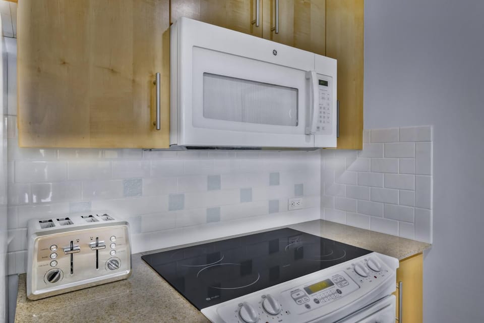 Beautiful One Bedroom Unit - Sandestin Resort - Elation Building Apartment in Miramar Beach