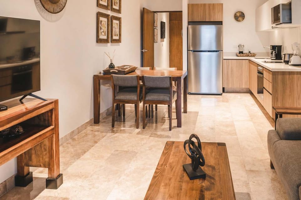 Chic 2BR in Exclusive Building House in Playa del Carmen