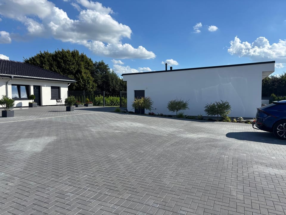 Property building, Parking