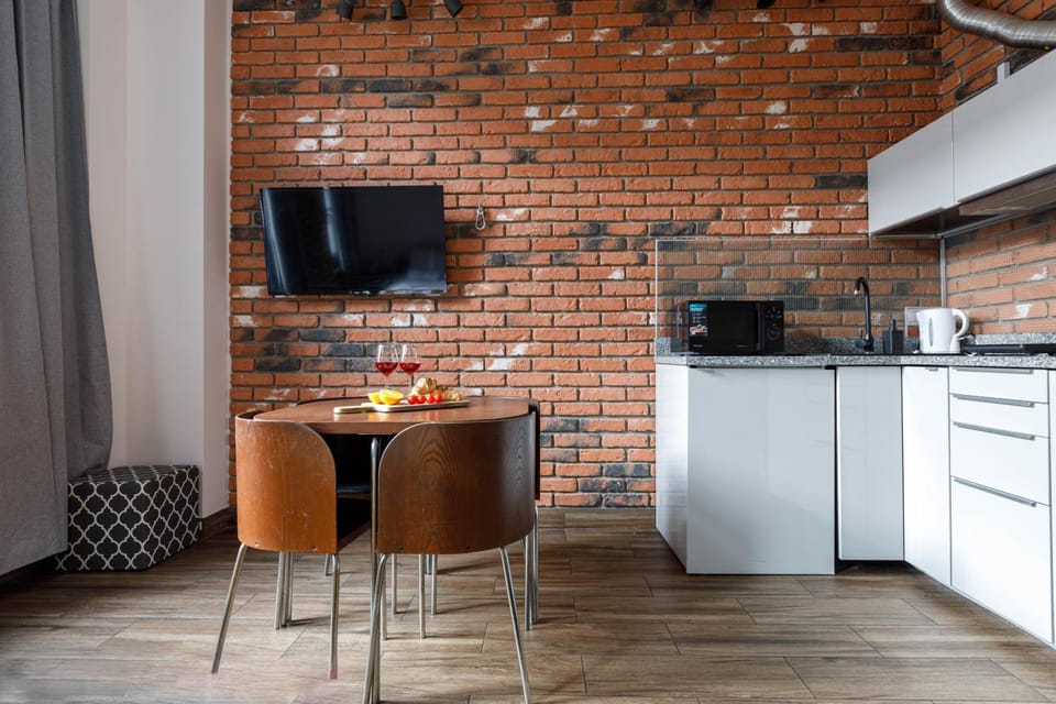 TV and multimedia, Coffee/tea facilities, Kitchen or kitchenette, Dining area, minibar, oven