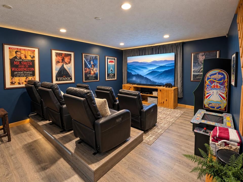 Game Room, TV and multimedia, Seating area