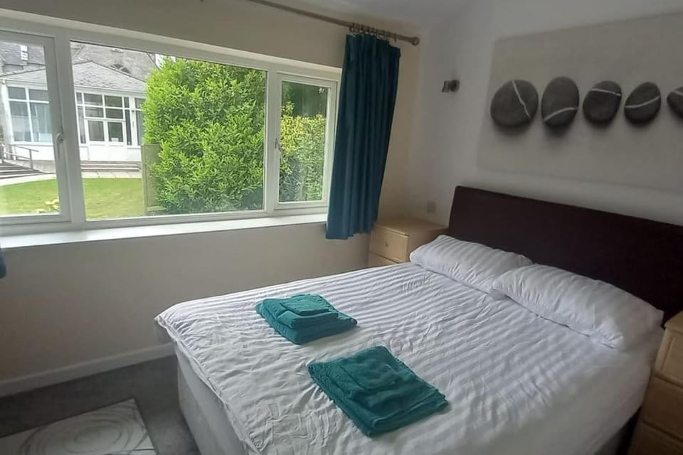 Sunny holiday house House in Saint Columb Major