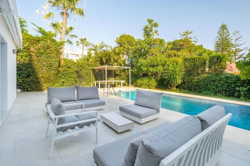 Stunning villa near the beach Villa in Costa del Sol