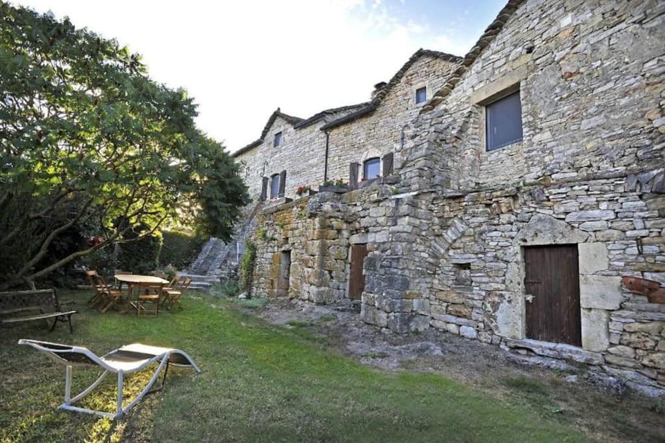 Maison caussenarde de caractère Marguerite Rose House in Occitanie