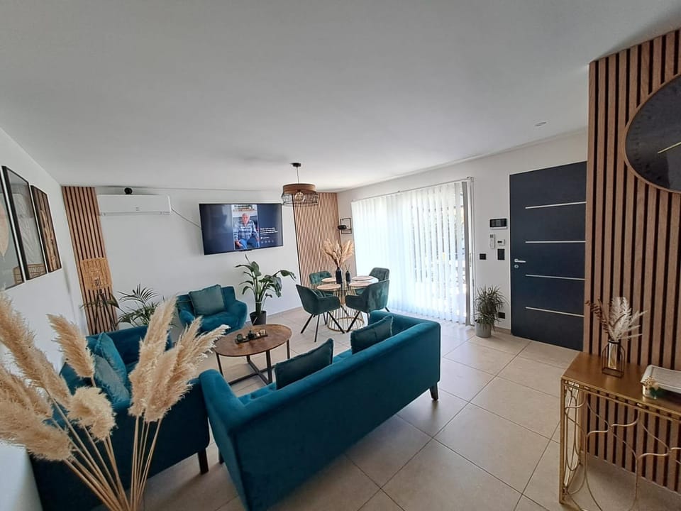 Maison House in Lunel