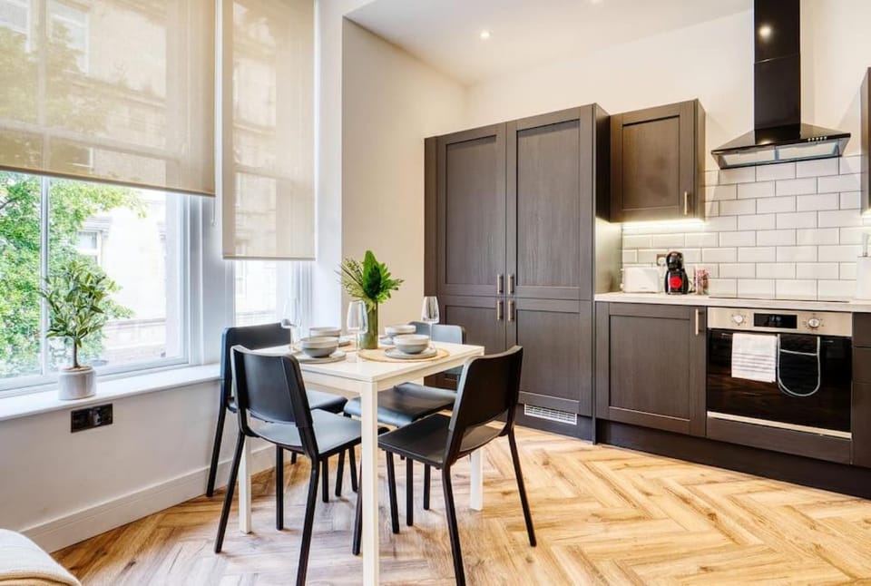 Cardiff Bay Modern 1Bed Apartment 10 mins to City Apartment in Cardiff