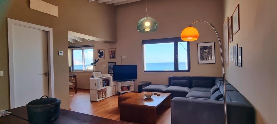 Casa en Casco Antiguo con vistas al mar House in Marina Baixa