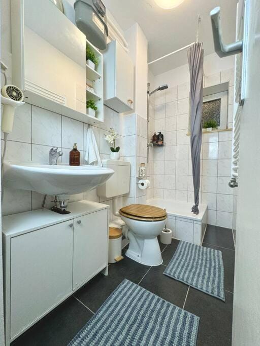 Complete All Inclusive Apartment+Netflix Apartment in Wilhelmshaven