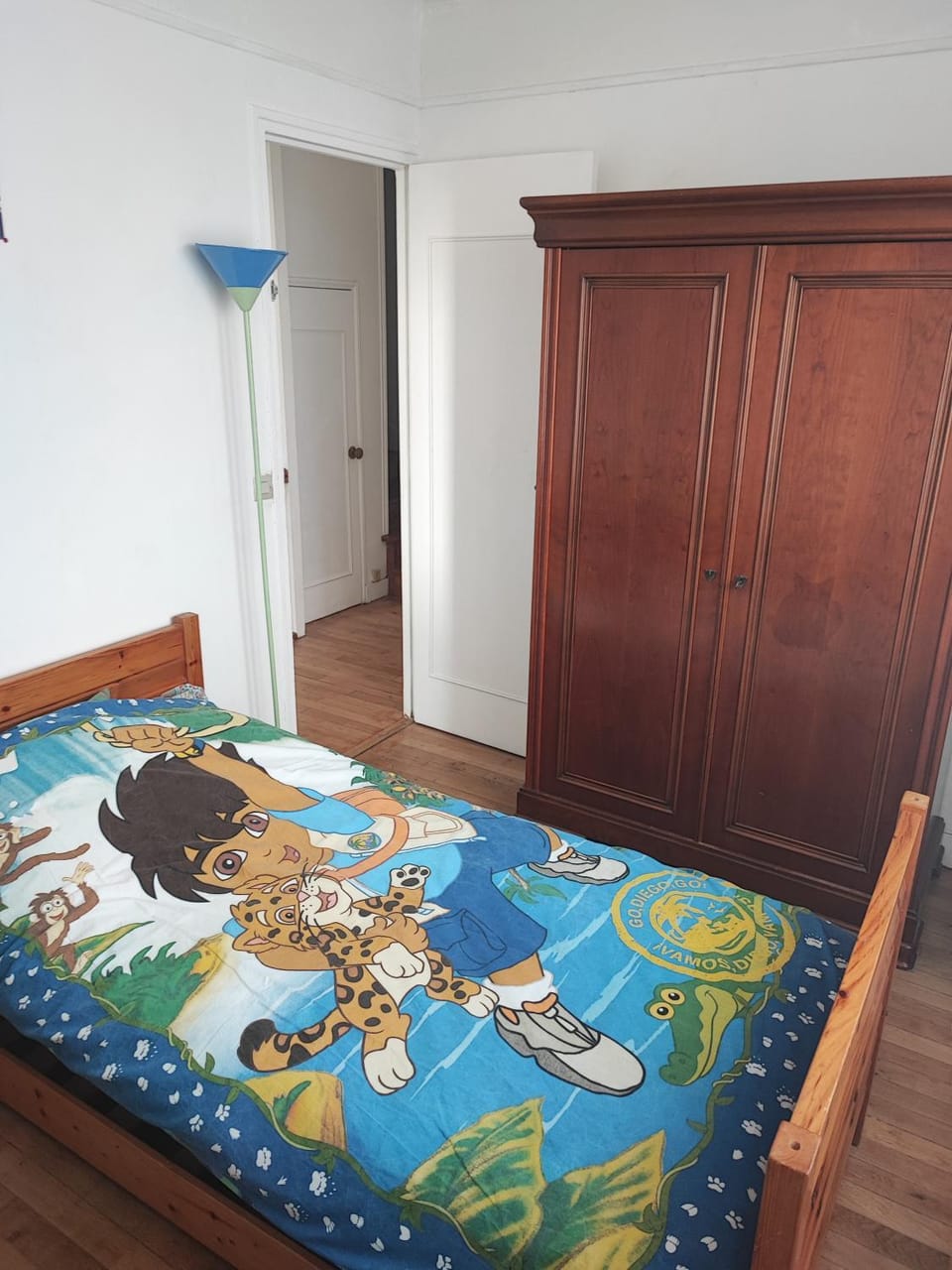 Bed, Photo of the whole room, Bedroom, wardrobe