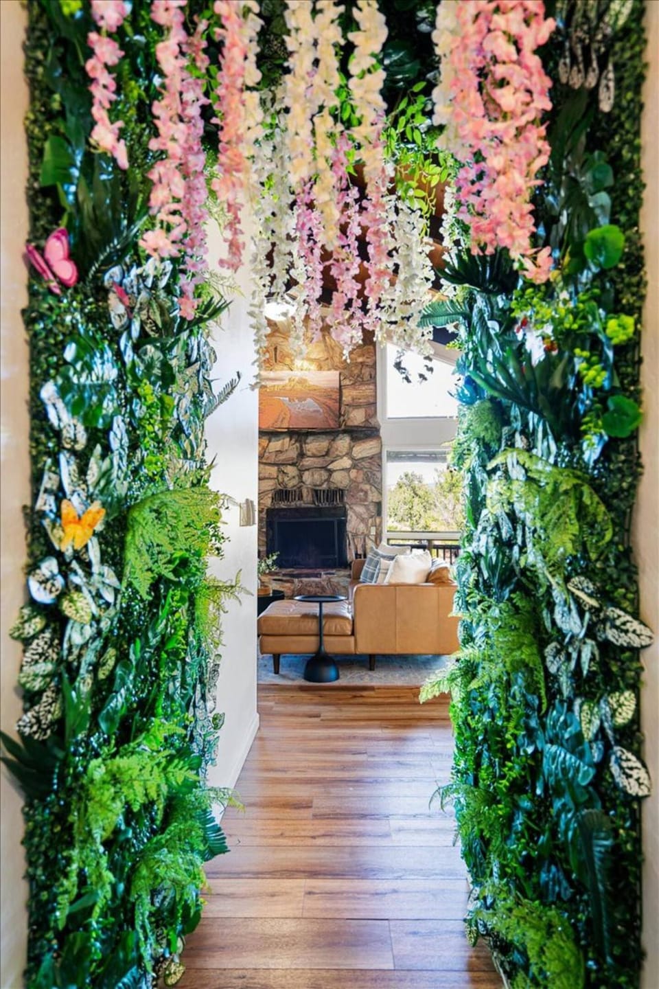 Cars Themed! Unique Design 4bd, GmRm! House in Sedona