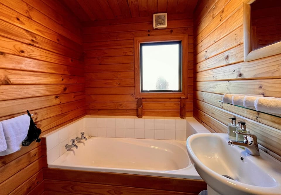 Bathroom, Bath