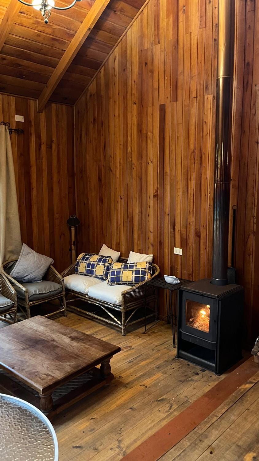 Living room, Seating area, fireplace
