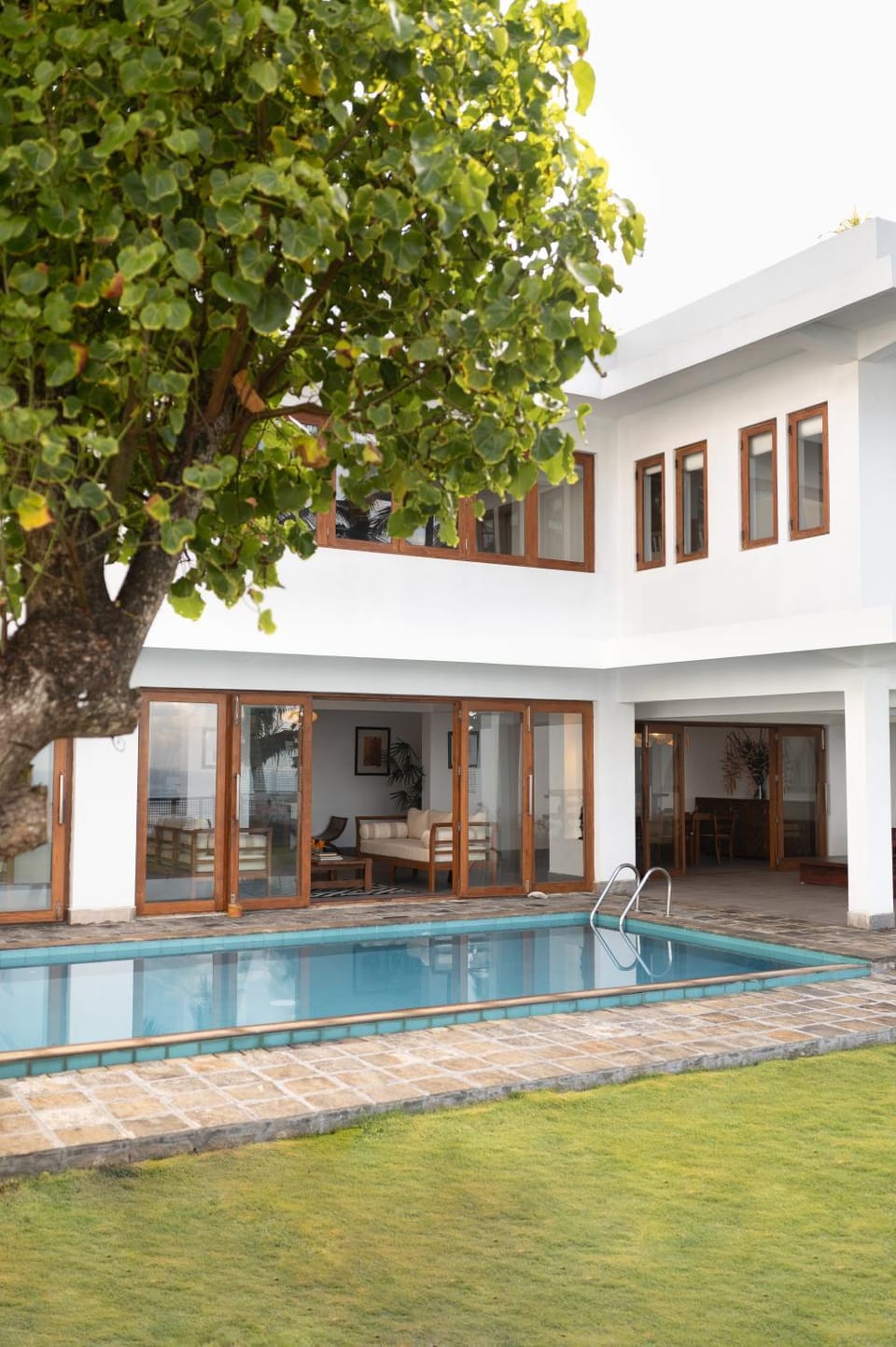 Property building, Patio, Swimming pool
