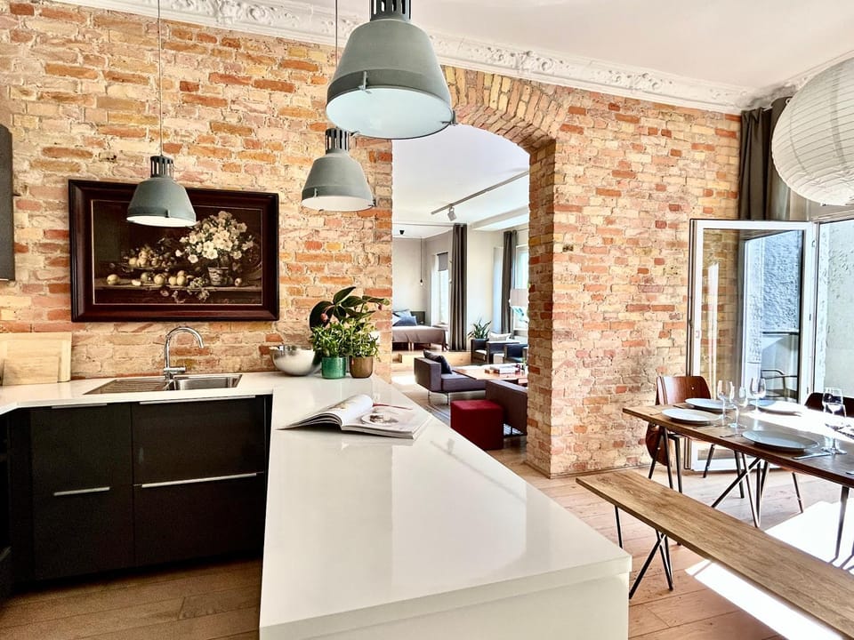 Living room, Dining area, kitchen