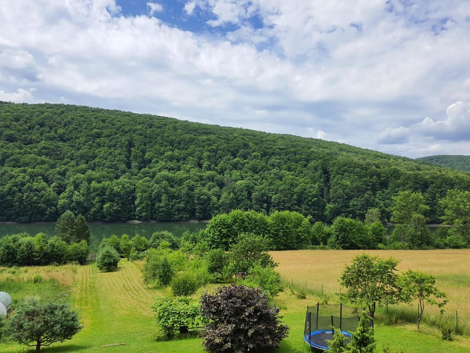 Noclegi Nad Jeziorem Myczkowieckim Farm Stay in Slovakia