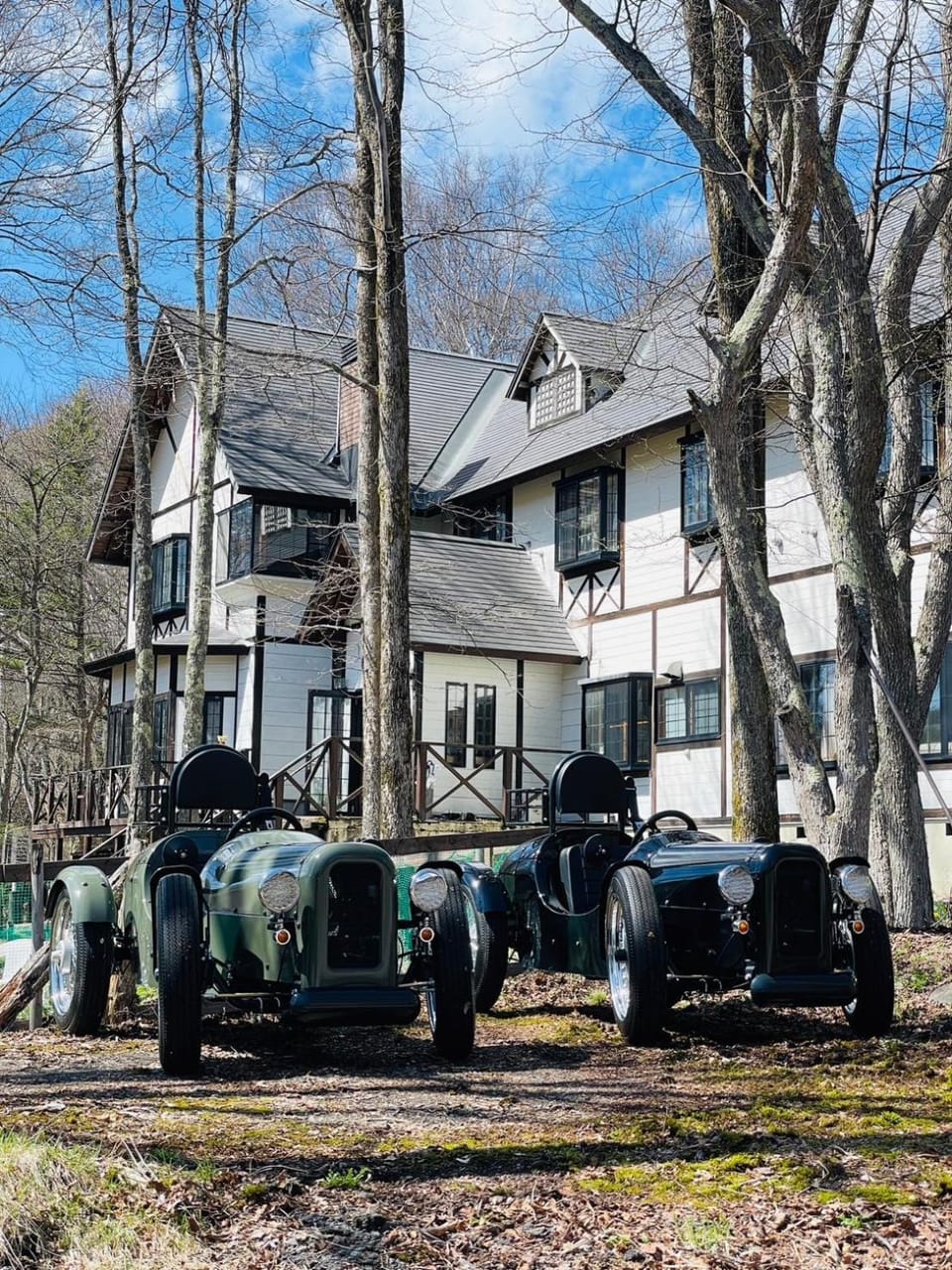 Property building, Spring, Day