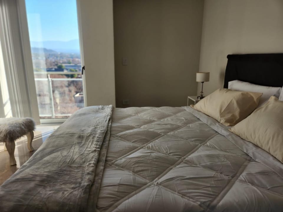 Bed, Photo of the whole room, Bedroom, City view, Mountain view