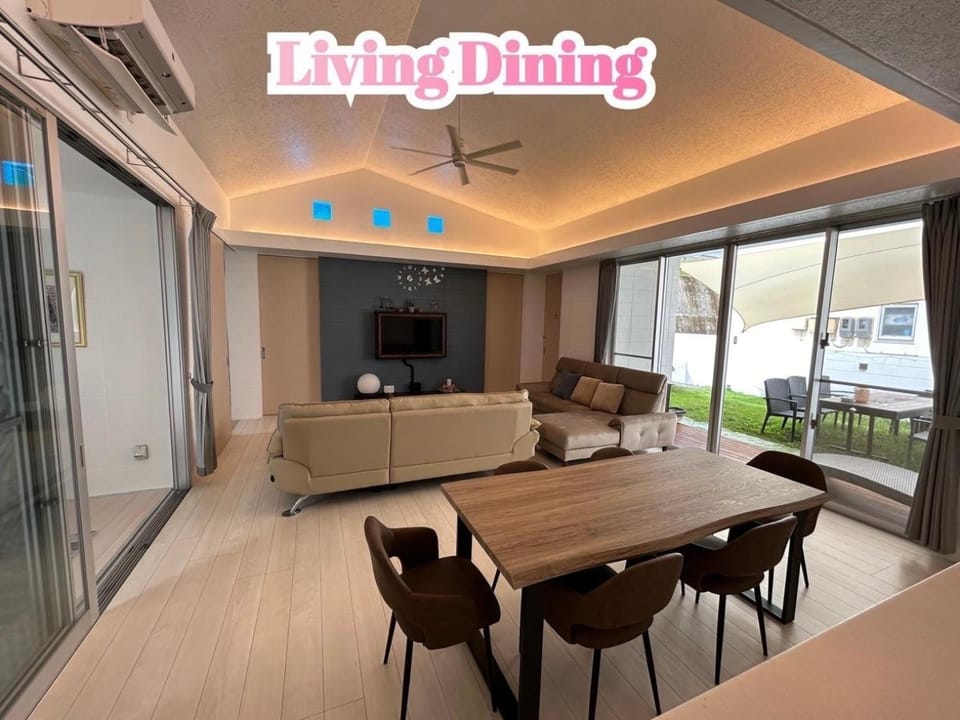 Sea Side Loco's Apartment in Okinawa Prefecture