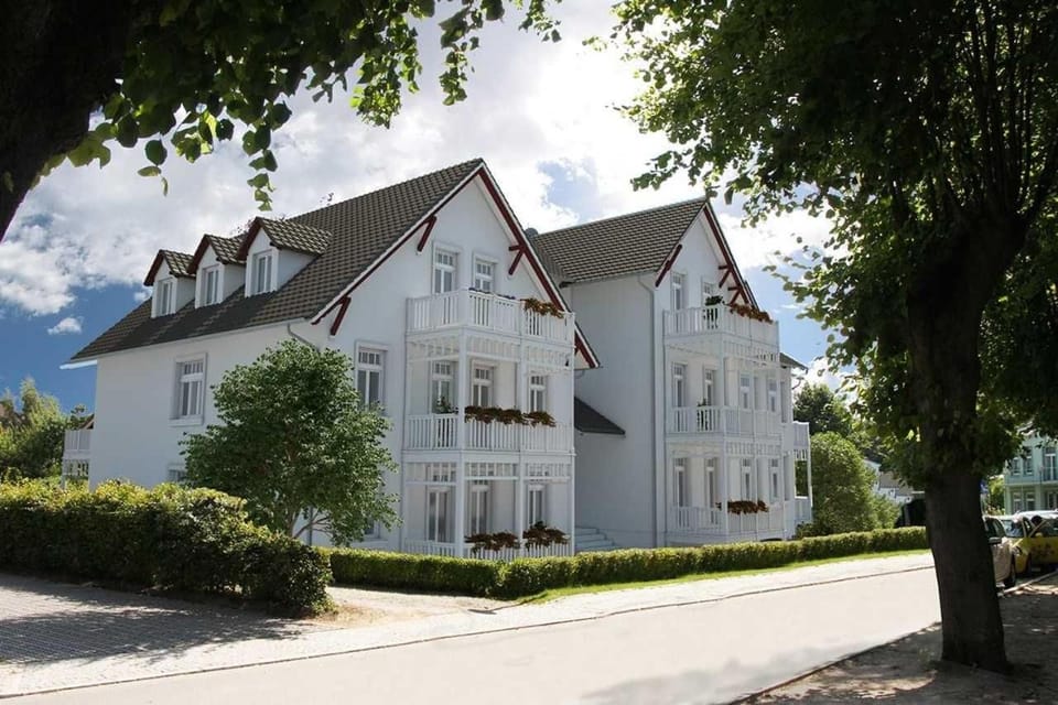 "Villa Minerva" Ferienwohnung 04 Apartment in Kühlungsborn