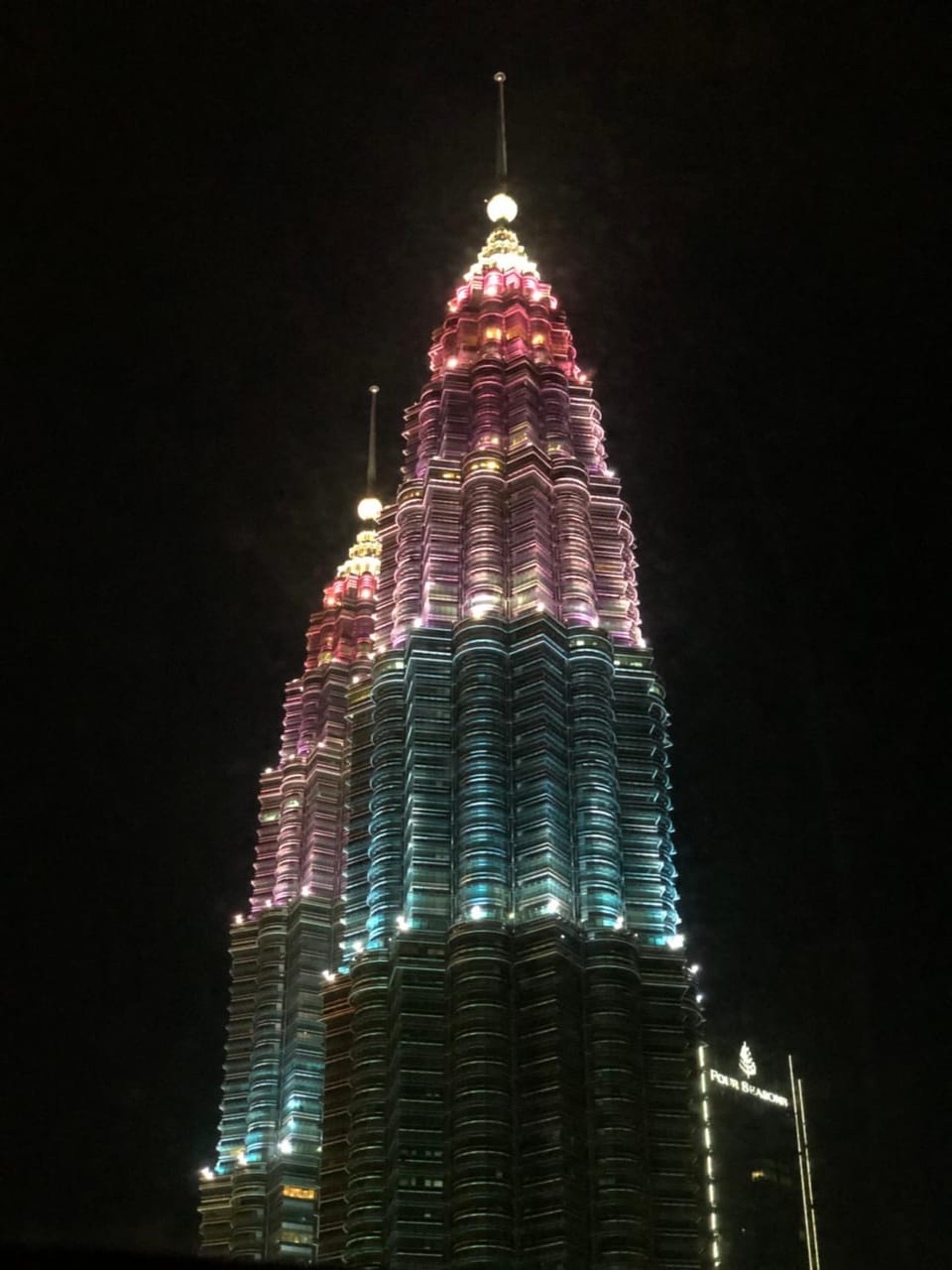 Sky Suites KLCC by Psalm Space exclusively for female travellers Vacation rental in Federal Territory of Kuala Lumpur