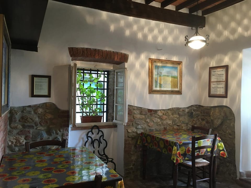 La Corte di Ardengo Bed and Breakfast in Tuscany
