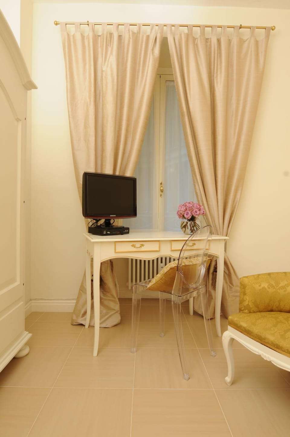 Elegant Flat Spanish steps House in Rome