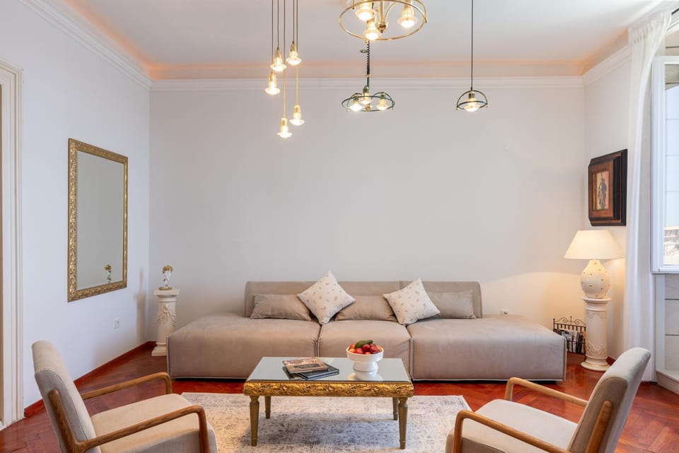 Living room, Seating area