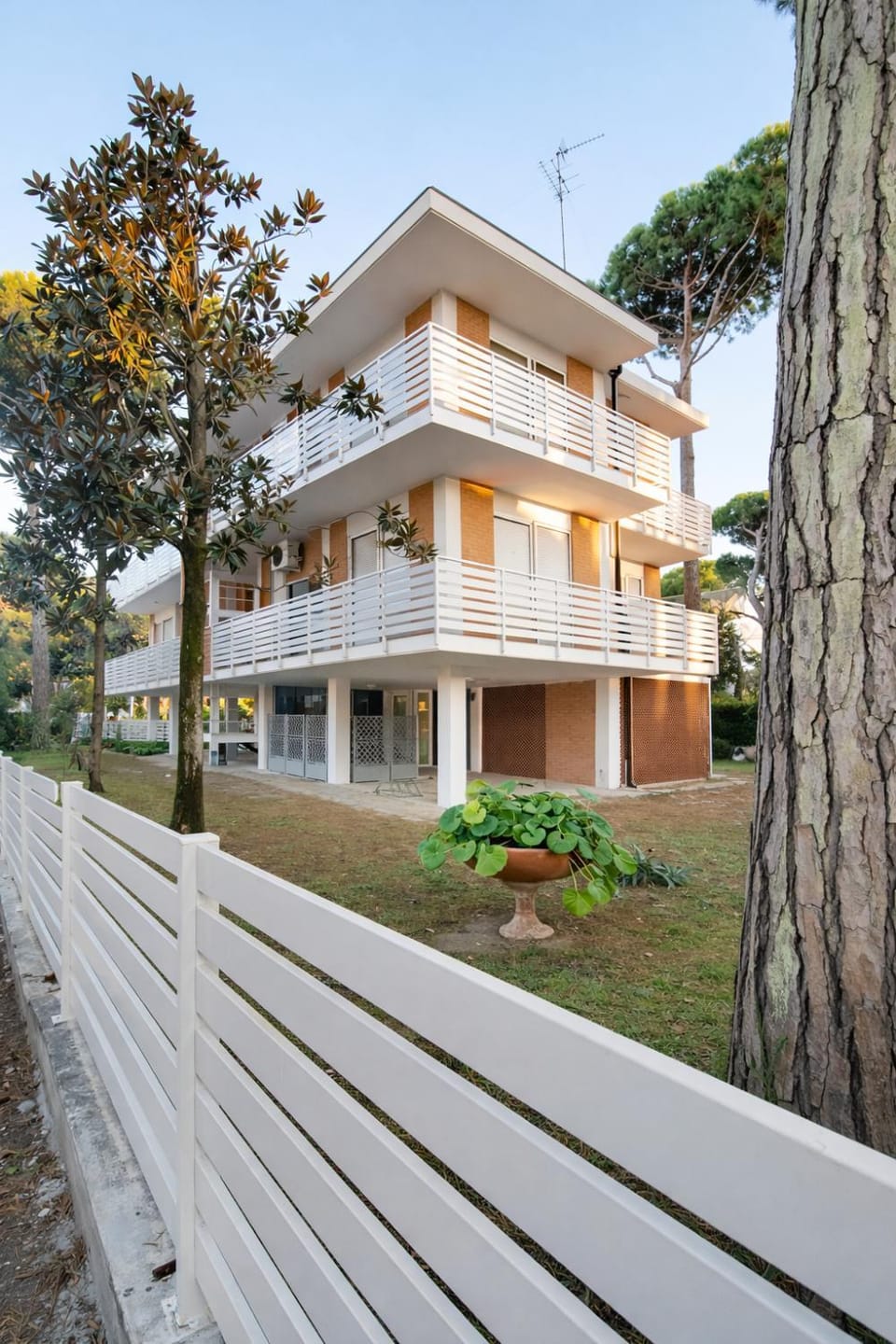 Property building, Garden