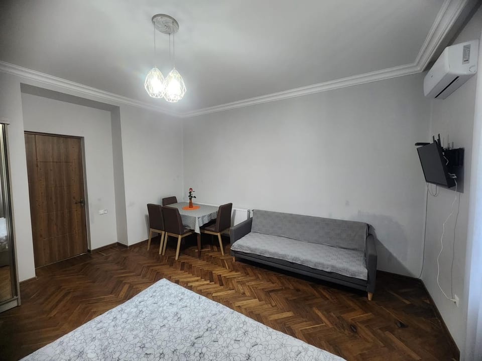 Quiet Apartment close to Central Park Apartment in Georgia