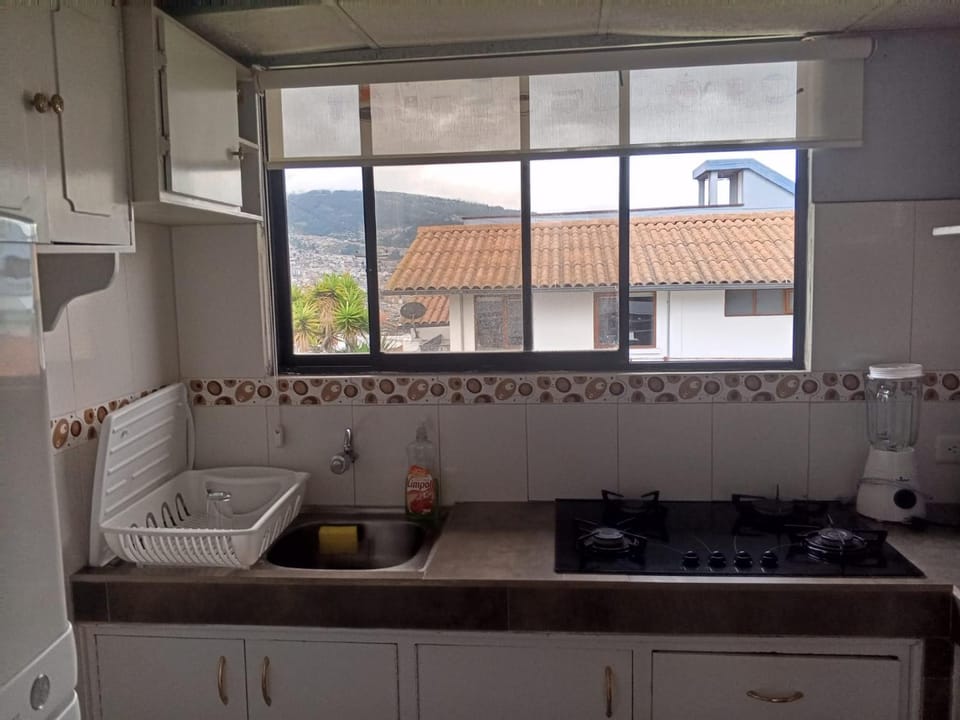 Descanso Familiar Norte Apartment in Quito
