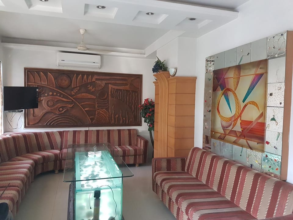 Sitara Paradise Hotel in Hyderabad