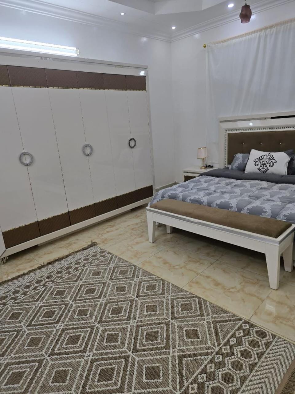 شقة مميزة غرفتين وصالة جيزان عوائل - وصول ذاتي Apartment in Saudi Arabia