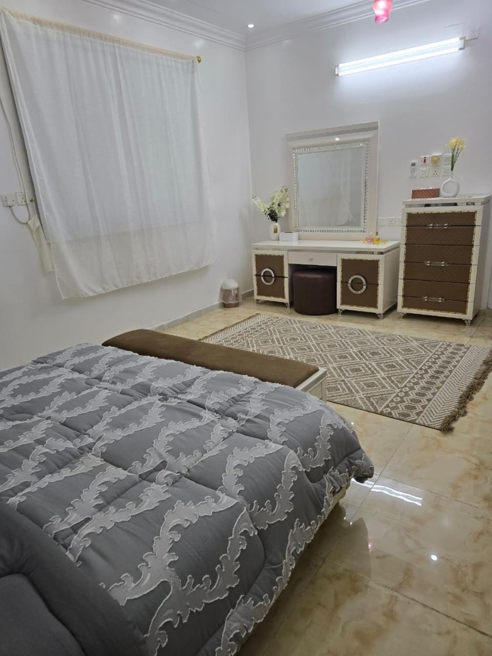 شقة مميزة غرفتين وصالة جيزان عوائل - وصول ذاتي Apartment in Saudi Arabia