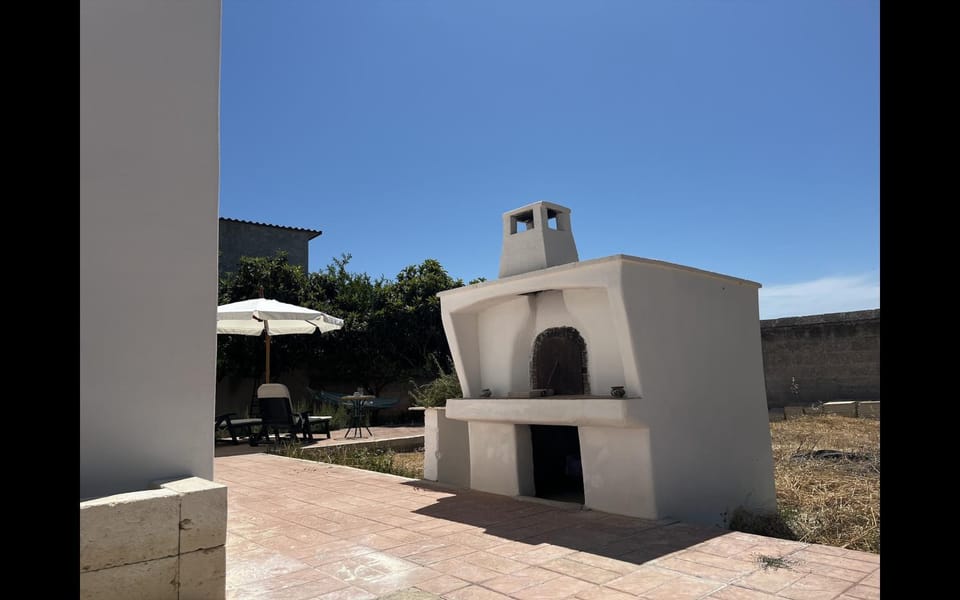 Property building, Garden, oven