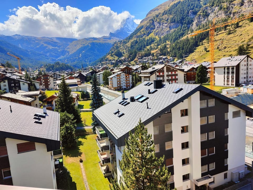 City view, Mountain view