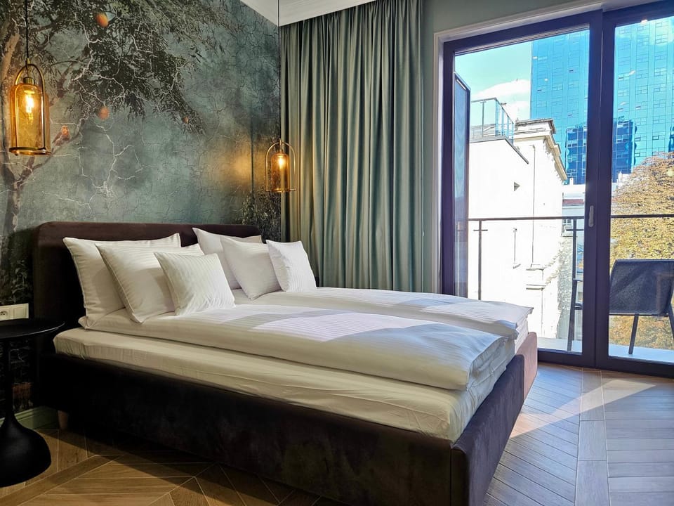 Bed, View (from property/room), View (from property/room), Bedroom