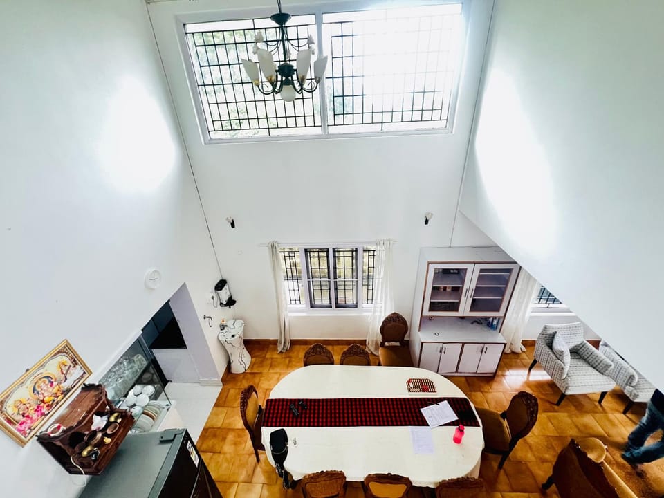 Teyt's White Home - 3 bedroom Villa Villa in Ooty