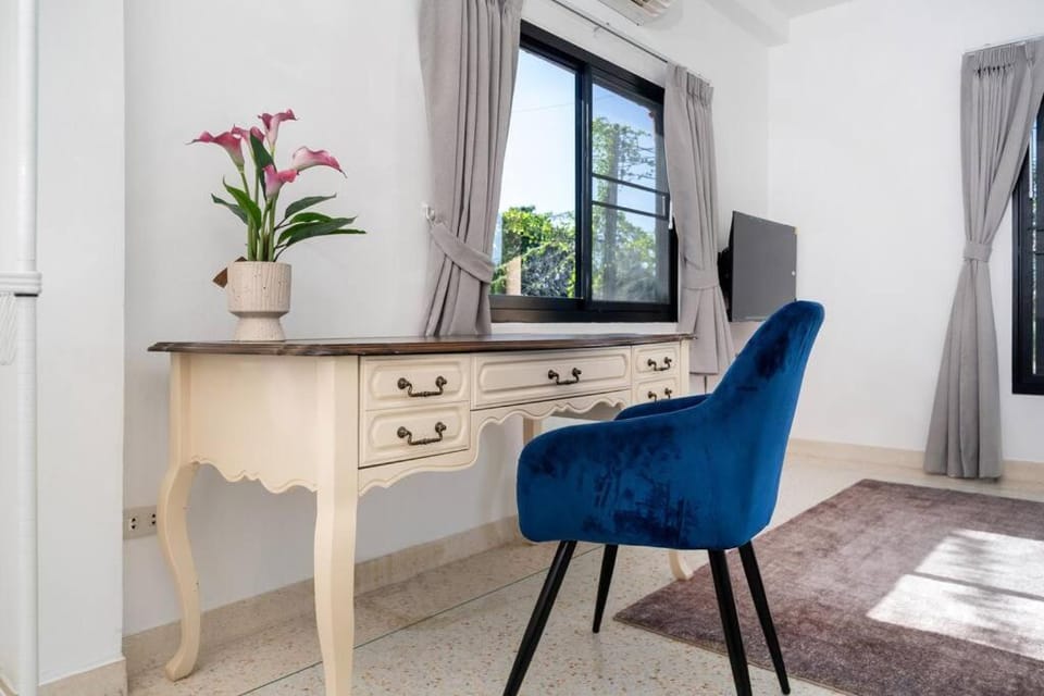 Golden Sands Villa only 15 minutes walk to beach Villa in Choeng Thale