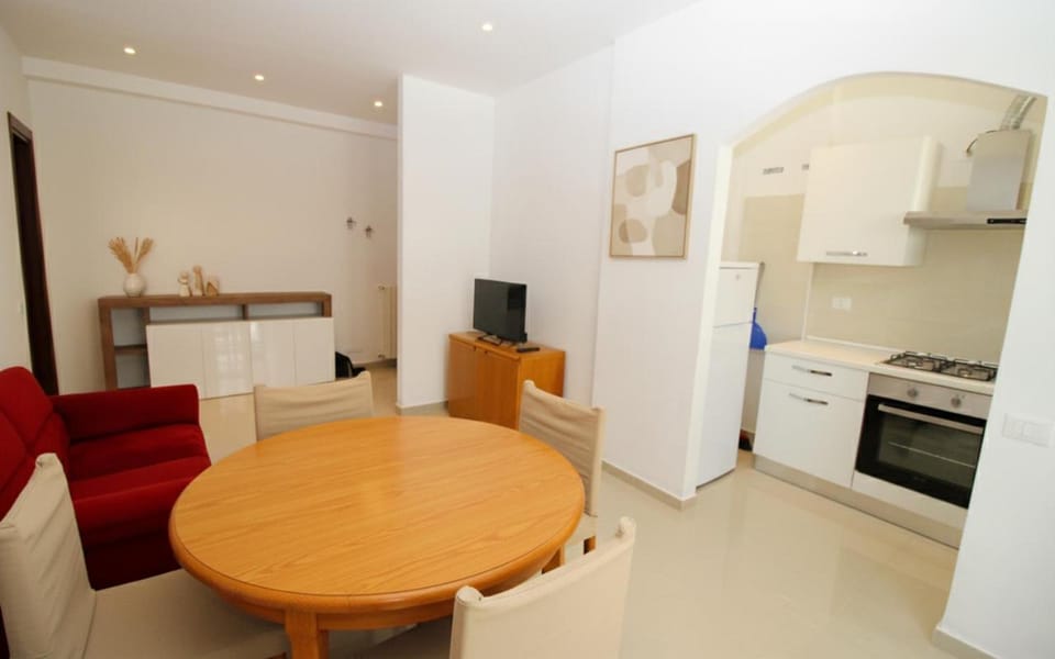 Day, Living room, Seating area, Time of day