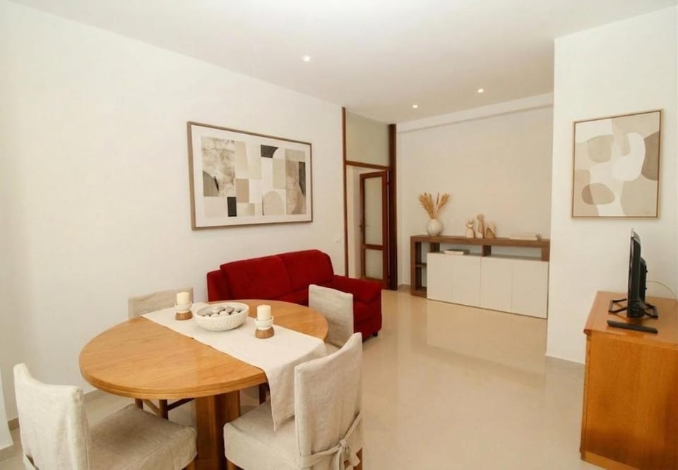 Day, Living room, Seating area, Time of day