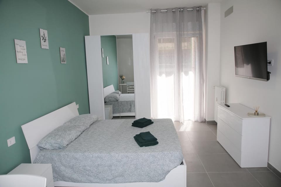 Casa MadArt City Centre MXP TrainStation Apartment in Lombardy