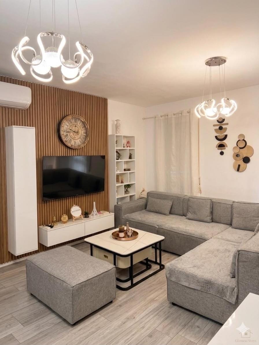 Tirana, Beautifull Apartament Near Mother Teresa Int Airport Apartment in Tirana