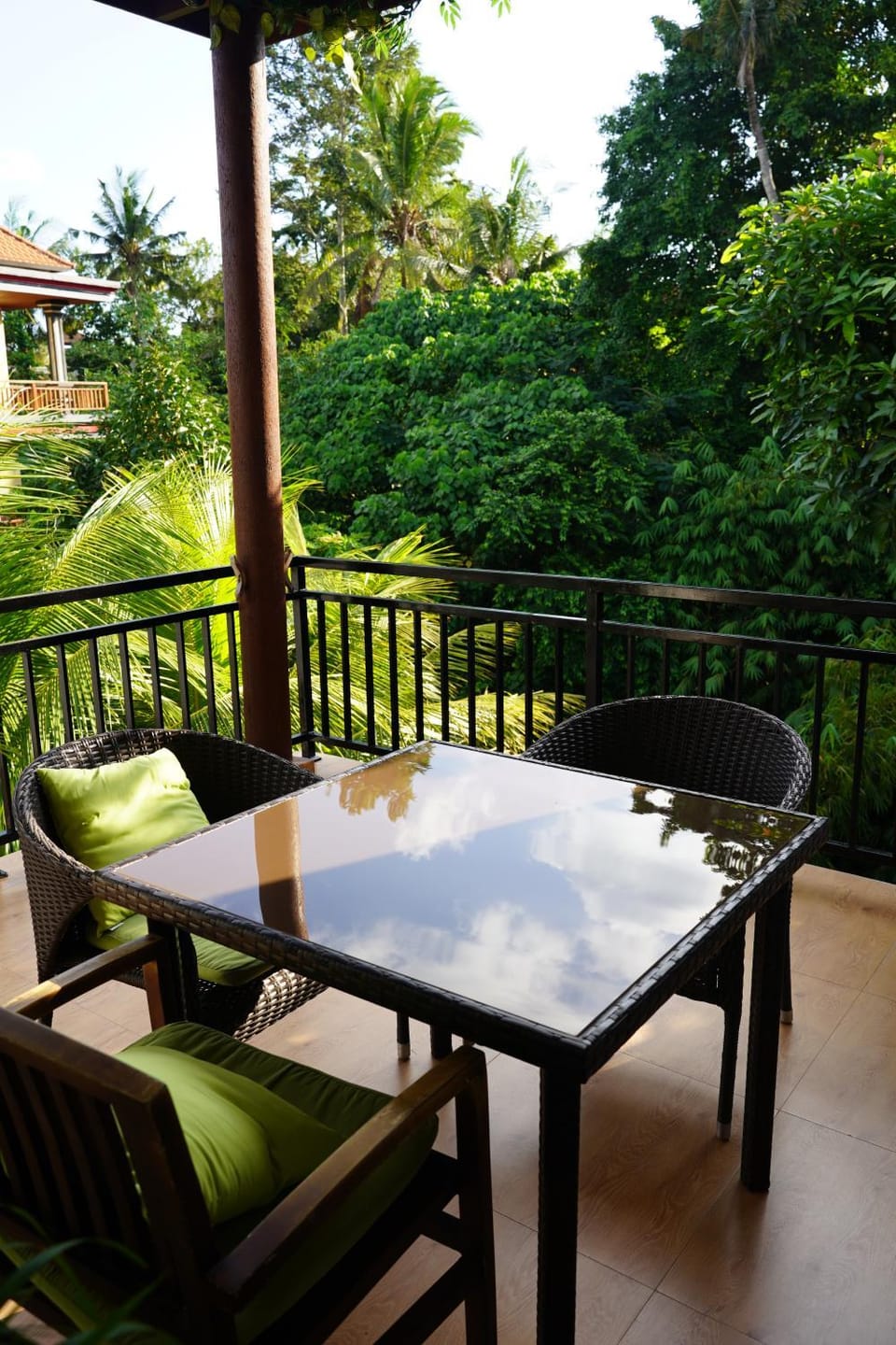 Balcony/Terrace, Dining area