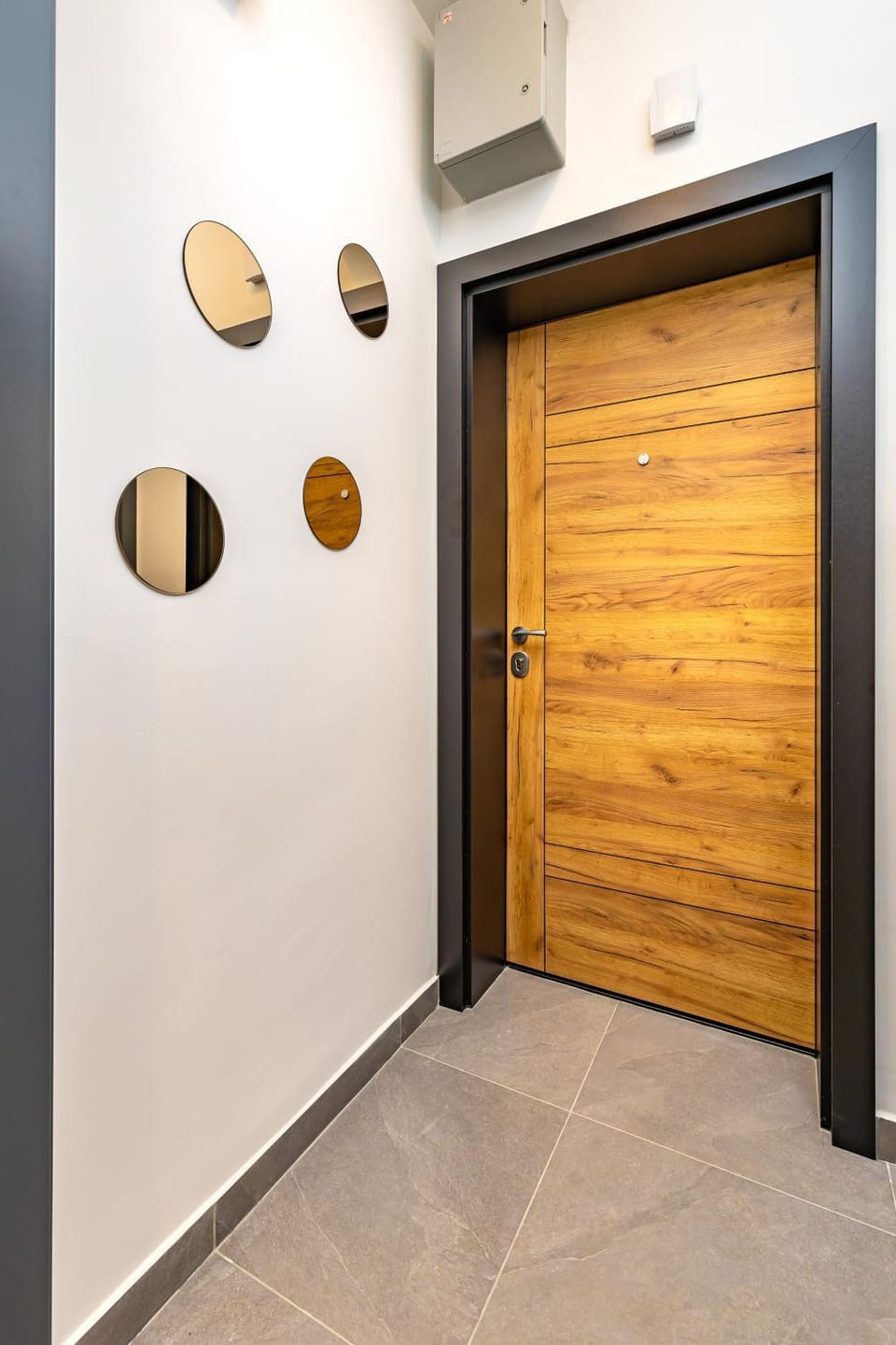 Happy People Plovdiv - Grey 1-BD Apartment by Flat Mаnager Apartment in Plovdiv