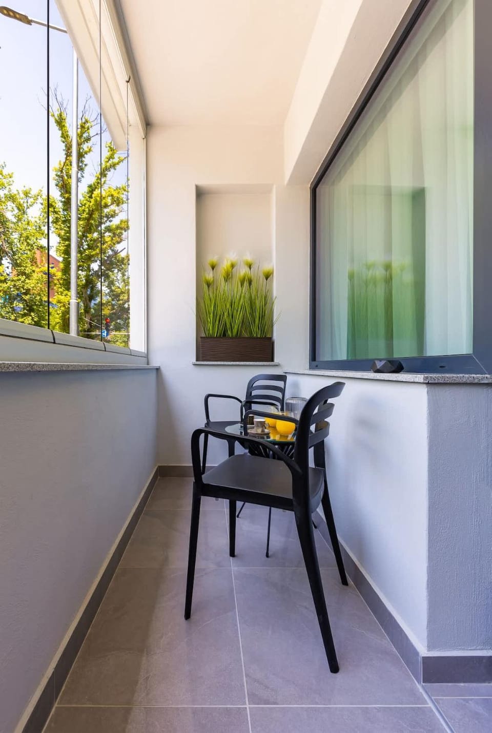 Happy People Plovdiv - Grey 1-BD Apartment by Flat Mаnager Apartment in Plovdiv