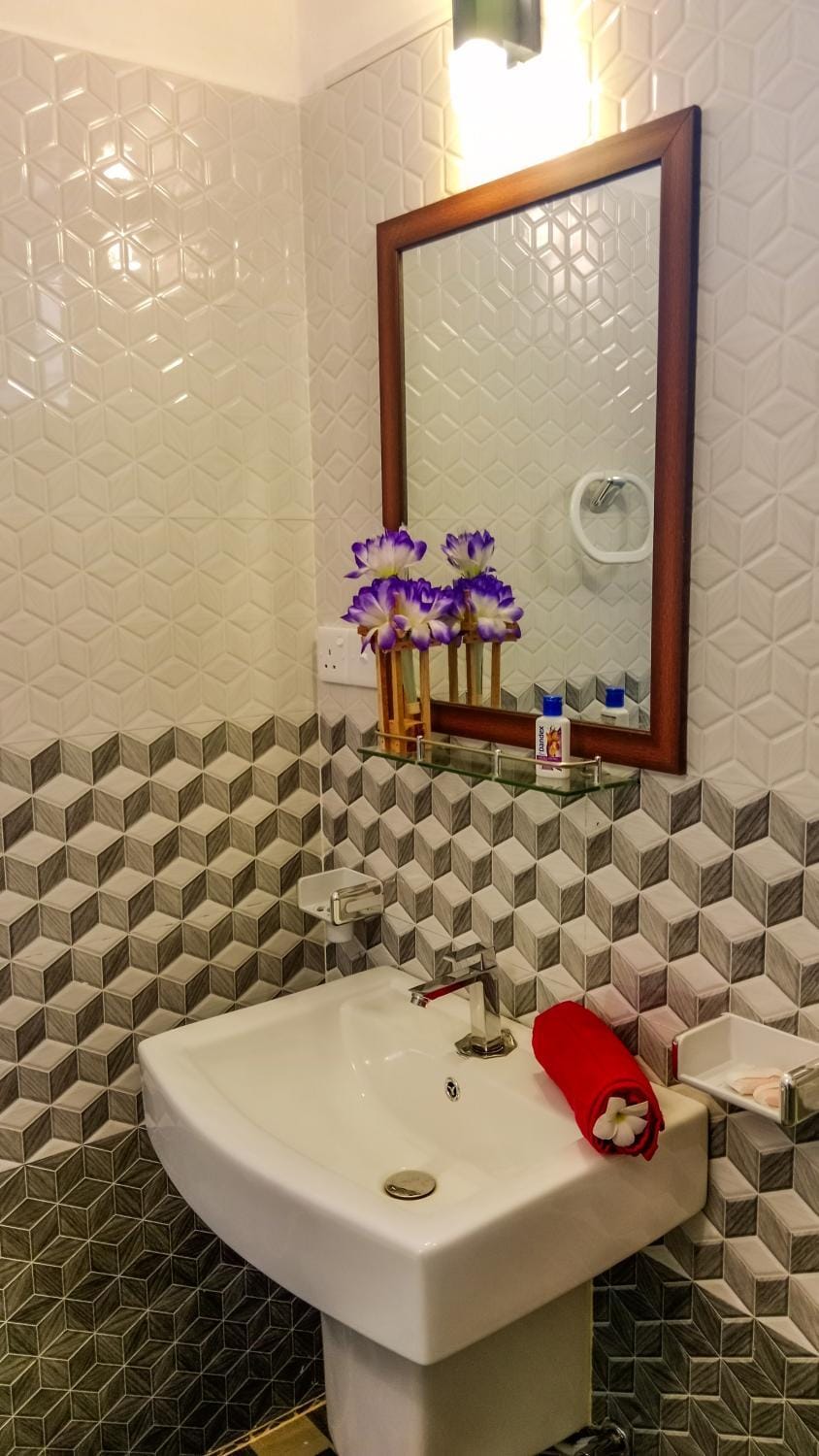 Bathroom, towels