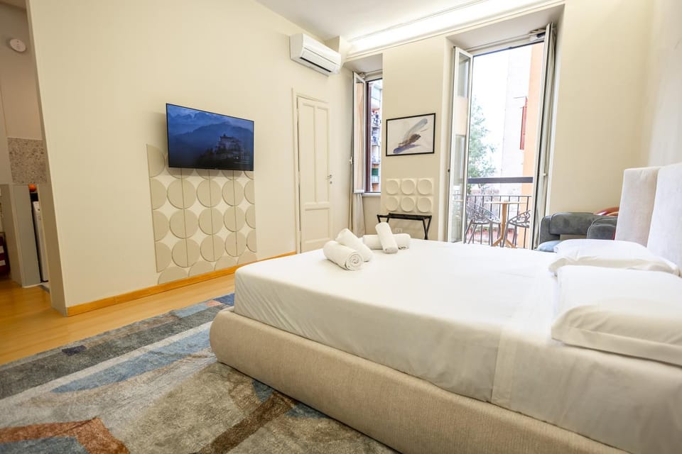 Piramide Deluxe Apartment Apartment in Rome