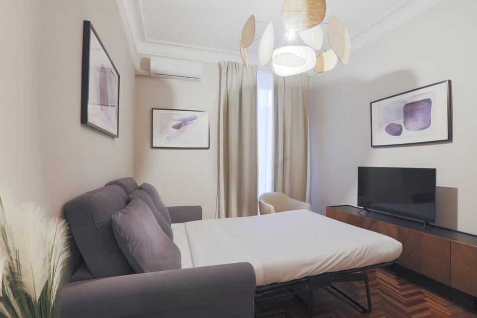 TV and multimedia, air conditioner